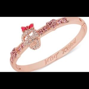 Cute Betsey Johnson Skull Bracelet
